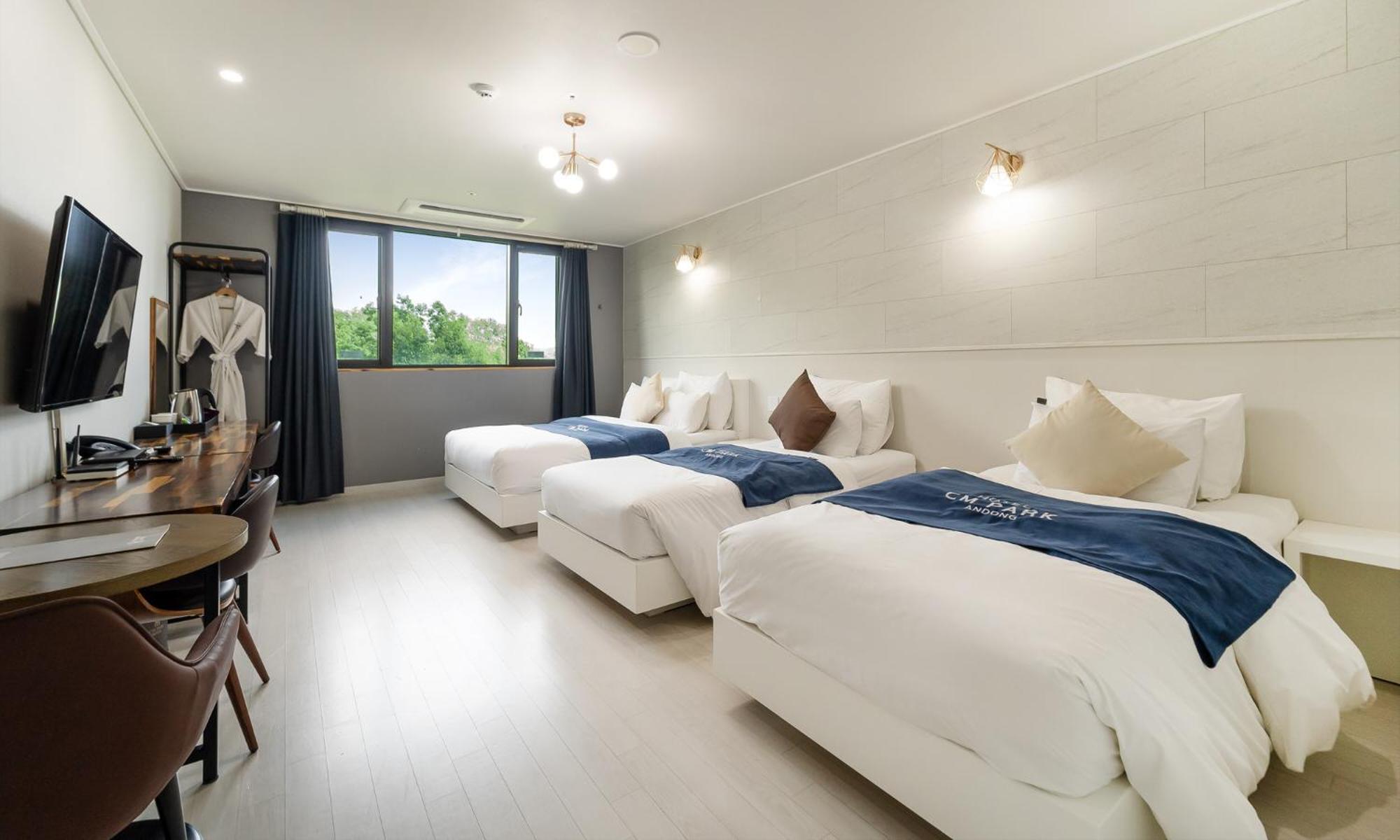 Cm Park Hotel Andong Exterior photo